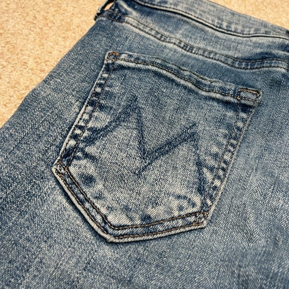 MOTHER High Waisted Rascal Ankle Fray Jeans - Picture 13 of 15
